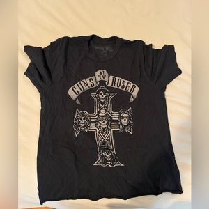 Guns N’ Roses shirt